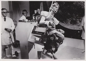 1976 Press Photo Punk Rock Singer David Bowie in "The Man Who Fell to Earth" - Picture 1 of 2