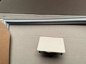 Nuevo sello de junta de puerta de congelador genuino Samsung gris DA97-12522A - Imagen 1 de 3