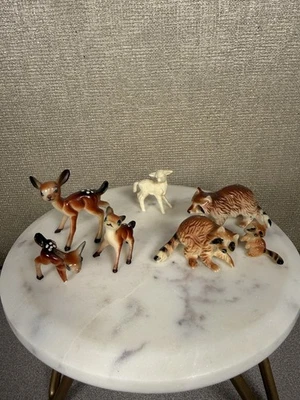 Lot Of Plastic Animals Deer And Raccoon With Bonus Lamb Unmarked Vintage - Image 1 of 4