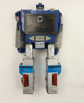 Vintage 1983 (1974) Transformers G1 Soundwave Action Figure Takara Japan - Image 1 of 3