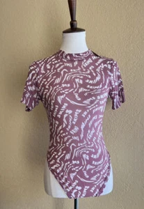 SKIMS Kim Kardashian SUMMER Mesh Raspberry Swirl T-Shirt Bodysuit Size XXS - Picture 1 of 8