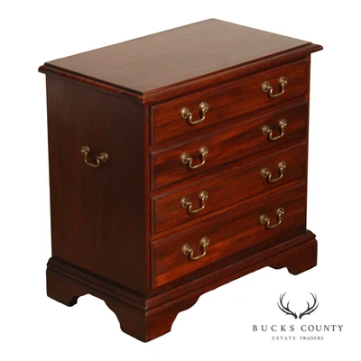 格鲁吉亚风格红木床边柜 — 第 1/4 张图片