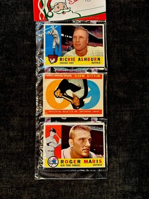 1960 TOPPS XMAS BASEBALL RACK PACK WILLIE MAYS ROGER MARIS RICHIE ASHBURN - Image 1 of 2