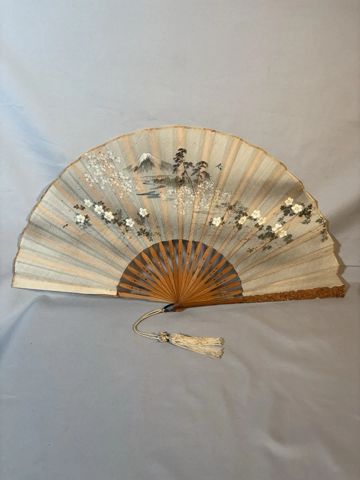 古董丝绸扇手绘  — 第 1/4 张图片