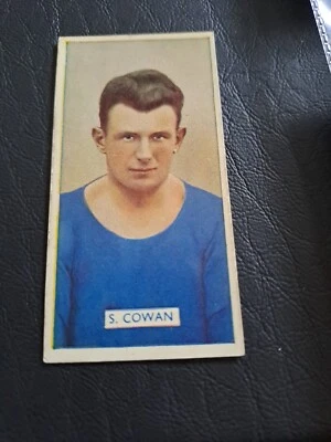 (B93) CARRERAS, FAMOUS FOOTBALLERS, Cowan Manchester City,1935 # 44 - Image 1 of 2