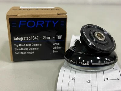 Cane Creek 40-Series Headset Short Top Integrated IS42/28.6/H9 Black #BAA0094K - Image 1 of 4