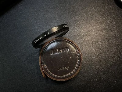 Nikon Close-Up Attachment No. 0 | 0.7 Diopter | 52mm diameter | Big F mark - Image 1 of 3