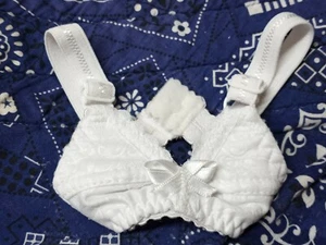 Vintage DOLL BRA WHITE CENTER BOW DOLL CLOTHES TAGE #42 - Picture 1 of 7