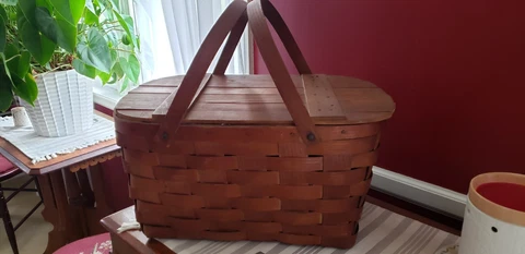 VINTAGE WOV-WOOD JERYWILL OAK SPLINT LARGE CARRYING PICNIC BASKET WITH DISHES Cover