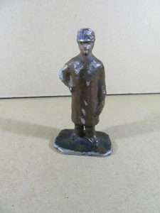 826S Vintage Quiralu Frankreich Offizier mit Kepi neu bemalt Figur Soldat H 6 cm - Bild 1 von 6