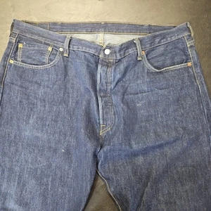 Jeans rectos Levis para hombre lavado oscuro 501 corte original talla 42x32 - Imagen 1 de 8