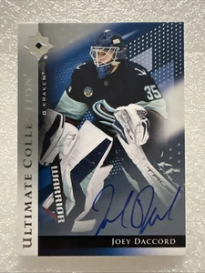 2024-25 Upper Deck Ultimate Collection Joey Daccord Silver Auto #36 Kraken - Foto 1 di 2