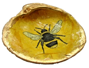 Natural Large Sea Shell Gild Painted Decoupage Bumble Bee 5 1/4 In Tray Dish - Picture 1 of 4