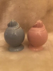 VTG Taylor Smith & T Luray Pastels Pink & Blue Salt Pepper Shakers Small Repair - Picture 1 of 8