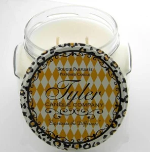 Tyler 22oz Candle "DIVA" Top Selling Fragrance! IT'S HER WORLD...WE JUST LIVE IT - Picture 1 of 3