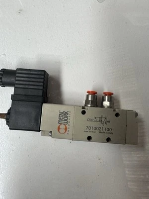 Metal Work Pneumatic 7010021100 with coil W0215000101 - Image 1 of 4