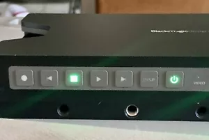 Blackmagic Design HyperDeck Shuttle Registratore di campo SSD ++++piatta formaggio - Foto 1 di 9