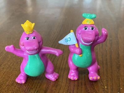 Lote De Colección De 2 Mini Figuras De PVC Barney Purple Dinosaur Show 1993 Lyons Group Foto 1 de 4
