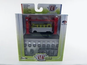 M2 Machines 1959 Volkswagen Microbus Deluxe USA Model Yellow Silver 1:64 R08 NEW - Picture 1 of 3
