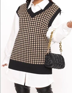 Fashion Nova Invested In You Oversized Sweater Vest Black/Combo - Picture 1 of 4