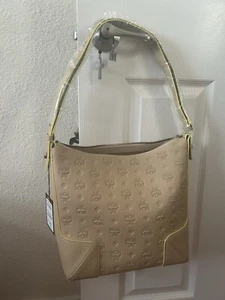 AUTH NWT $880 MCM Klara Monogram Leather Hobo Medium BK Shoulder Bag Croissant - Picture 1 of 5