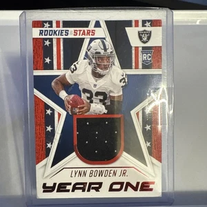 2020 Panini Rookies & Stars Year One #YO-LB Lynn Bowden Jr. (MEM, RC) Rookie LV - Bild 1 von 2