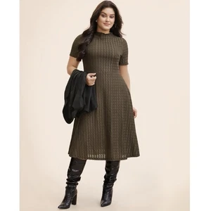 BloomChic Midikleid mit Stehkragen Kurzarm braun Übergang Büro Gr. 18-20 2X - Bild 1 von 10