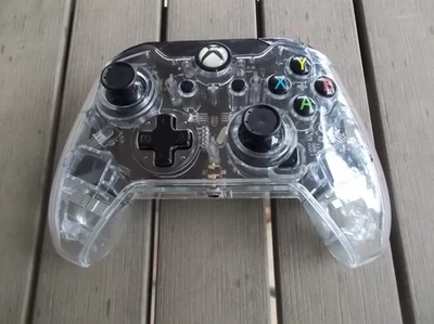 XBOX ONE AFTER GLOW PRISMATIC WIRED CONTROLLER (CLEAR) NO CORD!!! UNTESTED!!! - Image 1 of 2