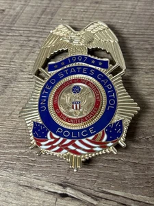 US Capitol Police 1997 Presidential Inauguration Badge - Bild 1 von 6