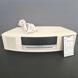 White Bose Wave Music System AWRCC2 AM/FM Clock Radio Alarm CD Player w/ Remote - Picture 1 of 10