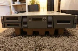 HP StorageWorks MSL2024 - Bild 1 von 3