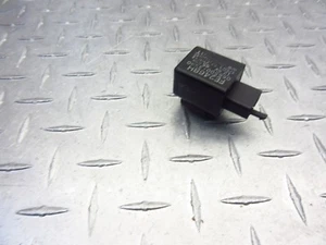 2004 04-06 YAMAHA 1000 YZFR1 R1 TURN SIGNAL FLASHER RELAY WORKS OEM - Picture 1 of 10