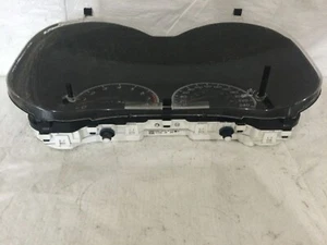 Toyota Corolla 2010 sedán velocímetro clúster KPH OEM - Imagen 1 de 8