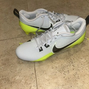 Mens Nike Vapor Edge Speed 360 2 PLATINUM VOLT DA5455 004 FOOTBALL CLEATS 11 - Picture 1 of 4