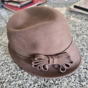 Conner 100% Wool Cloche Hat One Size Vintage Flapper Style Handmade - Picture 1 of 6