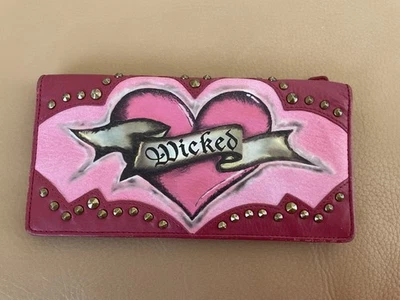 CARTERA ISABELLA FIORE CORAZÓN MALVADO Foto 1 de 3