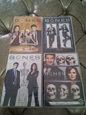 Bones TV Series DVD Seasons  1-4 Foto 1 de 2