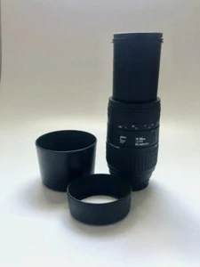 Sigma AF DL 70-300mm 1:4-5.6 Zoom Lens - Nikon FX and DX formats - as new - Picture 1 of 4
