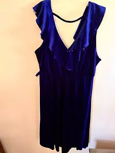 Torrid Kleid Damen Wickel Blau Samt Rüschen Ausschnitt 3(3X) Neu - Bild 1 von 9