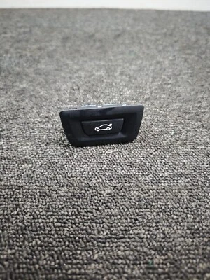 BMW F40 F31 F34 F36 F10 F11 G20 G21 G30 G31 G05 TAILGATE RELEASE SWITCH 9275119 - Image 1 of 3
