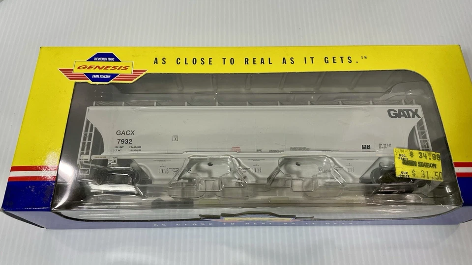 Athearn Genesis G4293 GATX 5161 cu. ft. 3-Bay Covered Hopper - 12 Course NIB - Image 1 of 4