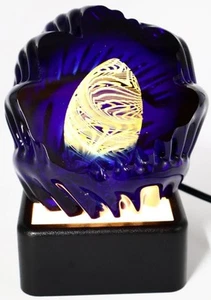 Escultura de vidrio artístico Rollin Karg azul cobalto con base iluminada en espiral (firmada) - Imagen 1 de 11