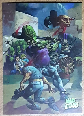 2013 Mars Attacks! Invasion Card 78 HIT TO THE MOON. - Image 1 of 3