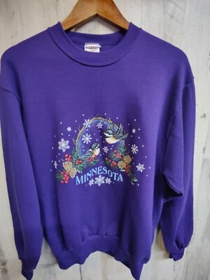 Винтажный свитшот Minnesota Nature Snowy Holiday для взрослых средний фиолетовый - Изображение 1 из 4