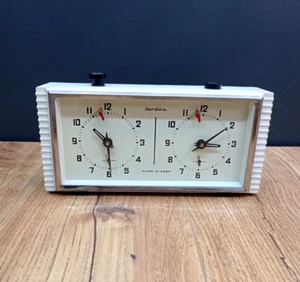 Vintage Soviet chess clock YANTAR with manual winding USSR Soviet Antiques. - Picture 1 of 8
