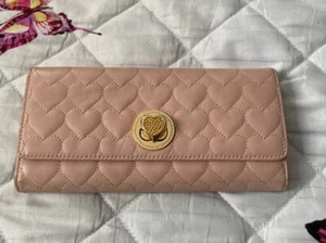 Cartera LOVCAT Corazón Acolchada Rosa Malva Cuero Tamaño Completo-NUEVA sin etiqueta - Imagen 1 de 8