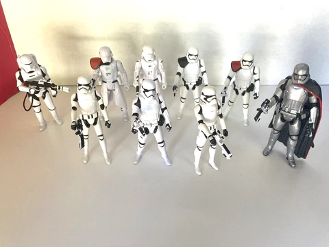 Lot of 9 Star Wars First Order Stormtroopers 3.75 The Force Awakens Army Builder Cover
