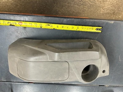 Consola portavasos YTH24V48 Husqvarna #532439823 Foto 1 de 4