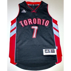 Camiseta deportiva cosida vintage de los Toronto Raptors Kyle Lowry #7 juvenil pequeña negra Adidas de la NBA - Imagen 1 de 5