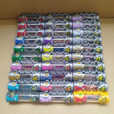 Lote de 30 baterías Power Rangers Dino Charge Kyoryuger Zyudenchi Beast mixtas Foto 1 de 4